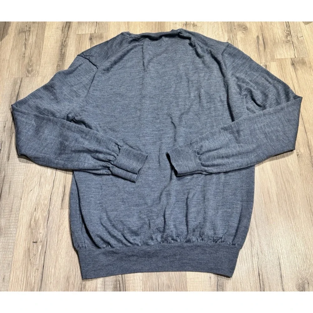 Polo Ralph Lauren Men's L Gray 100% Merino Wool V-Neck Pullover Logo Sweater